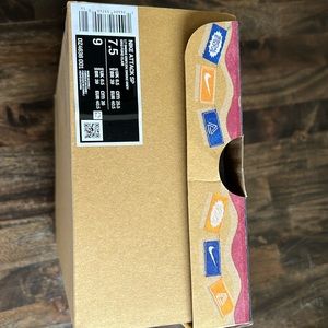 Nike Deadstock Social Status x Mac Attack Split Vision.